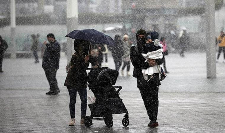 Meteoroloji İstanbul için hava durumu uyarısı yaptı! Fırtına şiddetli başladı! - Sayfa 14