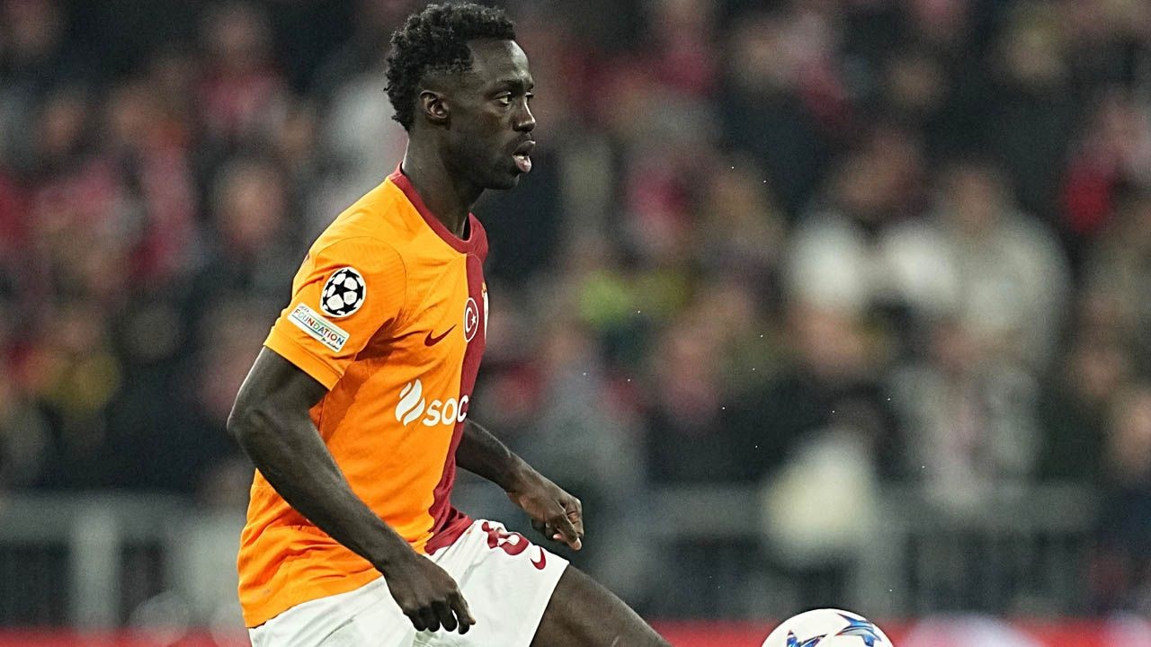 Galatasaray'ın tarihi Kopenhag maçındaki ilk 11'i belli oldu! Dev maçta Okan Buruk'tan sürprize yer yok: Tek hedef galibiyet... - Sayfa 4