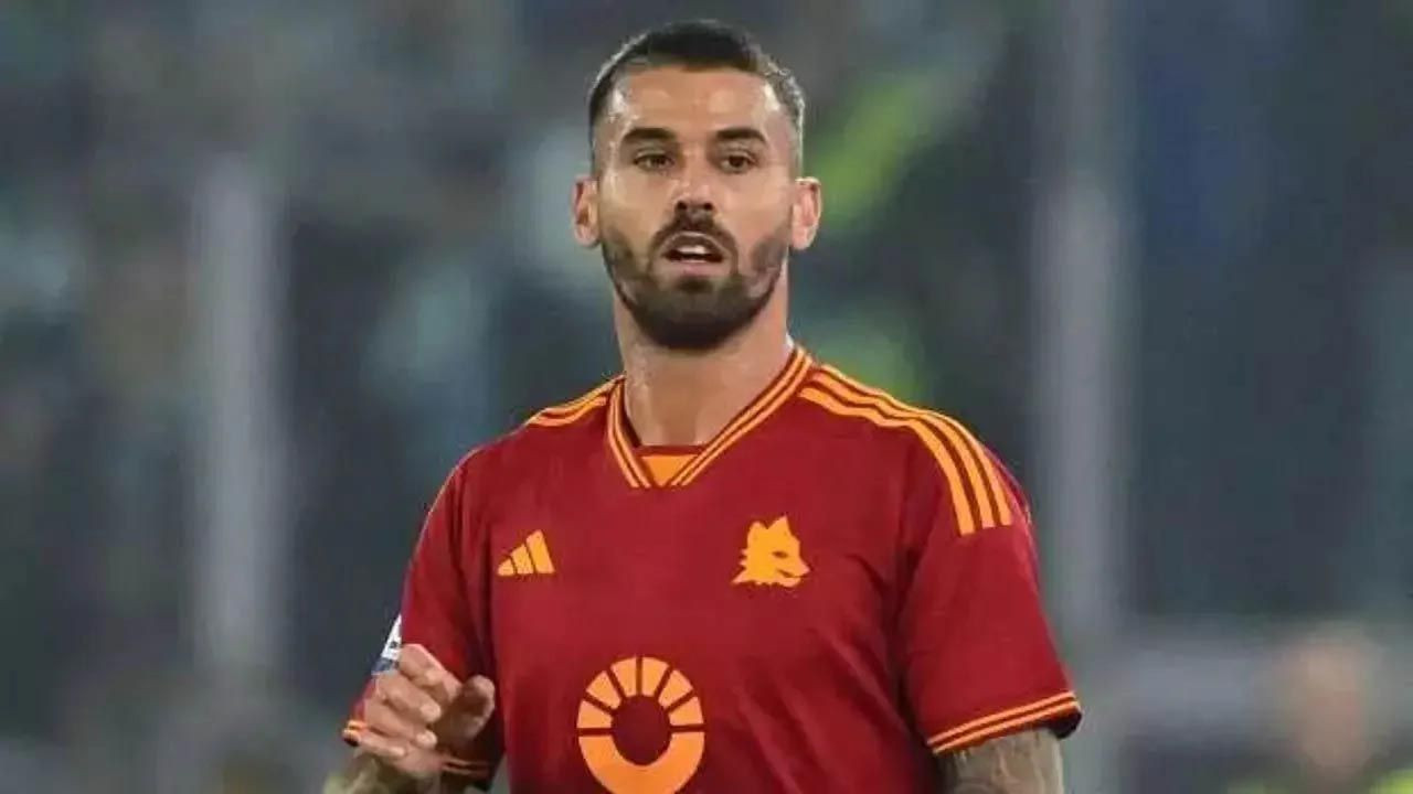 Galatasaray taraftarı yıllardır hasretini çektiği sol beke kavuşuyor! İtalya’ya çıkarma yapıp 30 milyon euroluk yıldızı alıp gelecekler: Devre arasında imzayı attıracaklar… - Sayfa 7