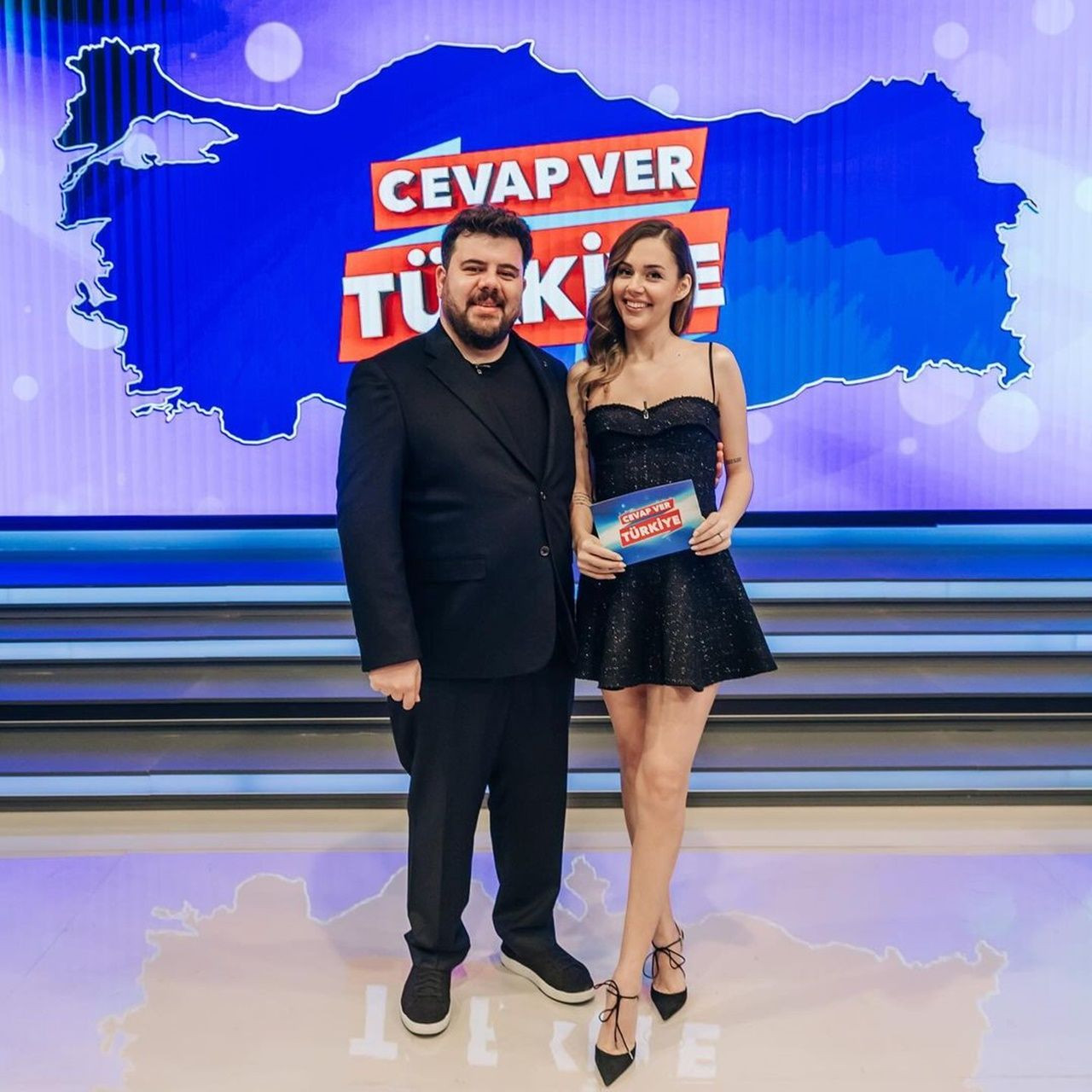 Bombayı patlattı! Eser Yenenler ve Berfu Yenenler ''Cevap Ver Türkiye'' programı ile izleyicilerle buluşmaya hazırlanıyor - Sayfa 5