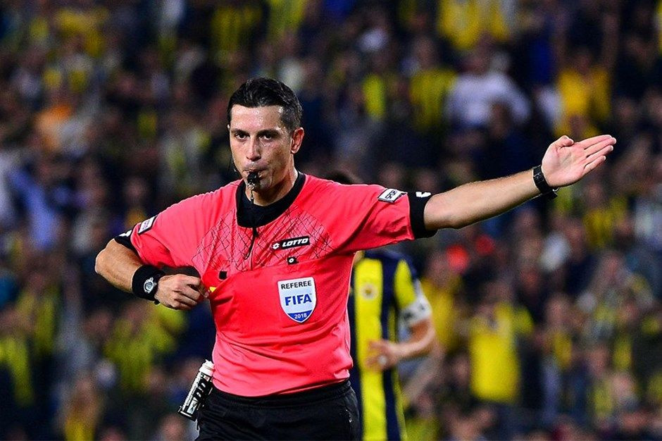 Eski hakemden inanılmaz itiraf: "Mehmet Büyükekşi 'sana güvenmiyorum' deyip hakemliğimi bitirdi! Hakem atamalarına bu kadar karışan bir başkan görmedim: Çoğu hakeme mobbing yapıyor" - Sayfa 10