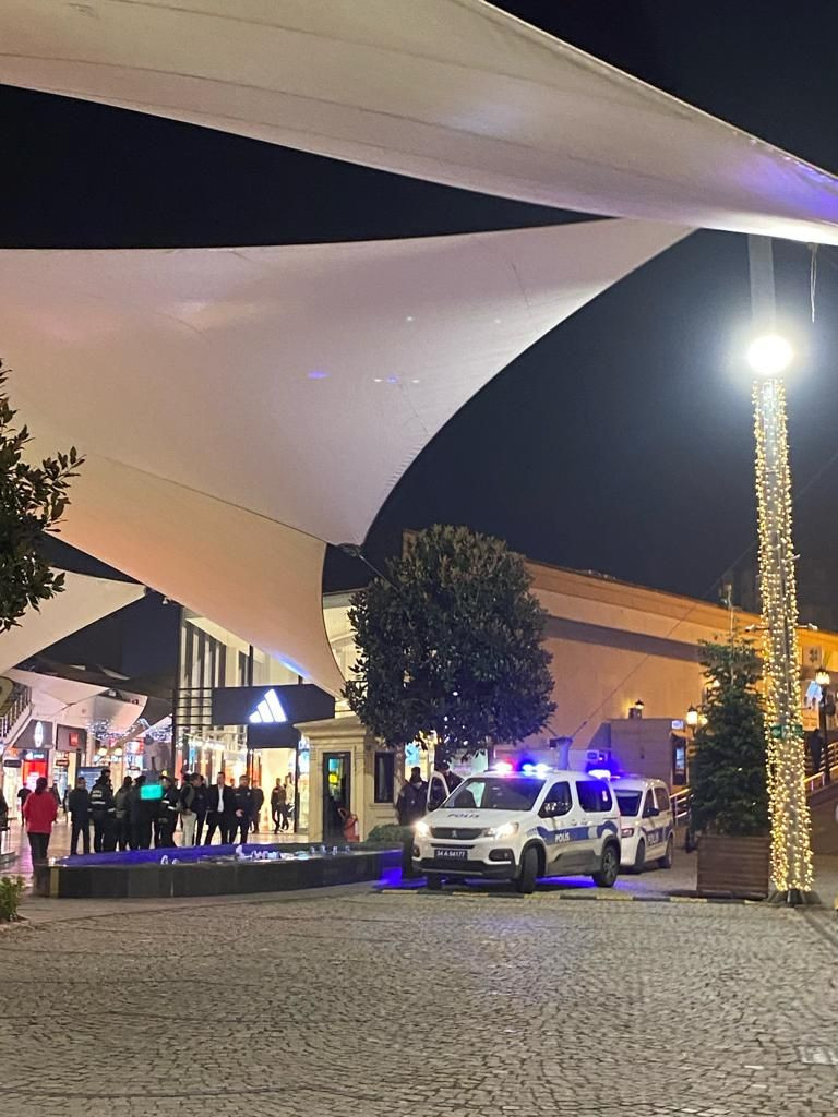 Pendik Starbucks'ta 'boykot' dedi dehşet saçtı! Saldırgan bir kişiyi bıçakladı! | SüperHaber Özel - Sayfa 7