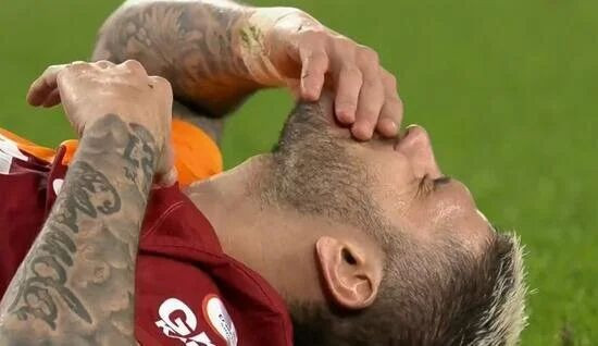 “Djiku’nun yaptığı Faruk Koca’nın hareketinden daha kötü bir hareket! İnsanlık dışı bir hareket! Ben böyle kazanmak istemem abi kusura bakma!” - Sayfa 6