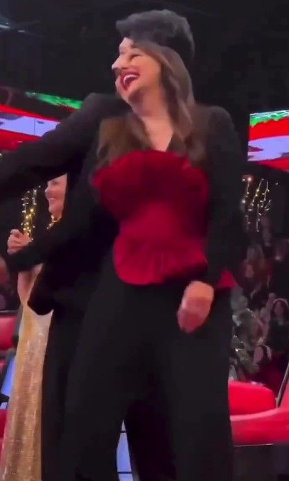 O Ses Türkiye Yılbaşı Özel programının ilk görüntüleri ortaya çıktı! Jürideki değişiklik dikkat çekti: Gözler Hadise'yi aradı - Sayfa 7