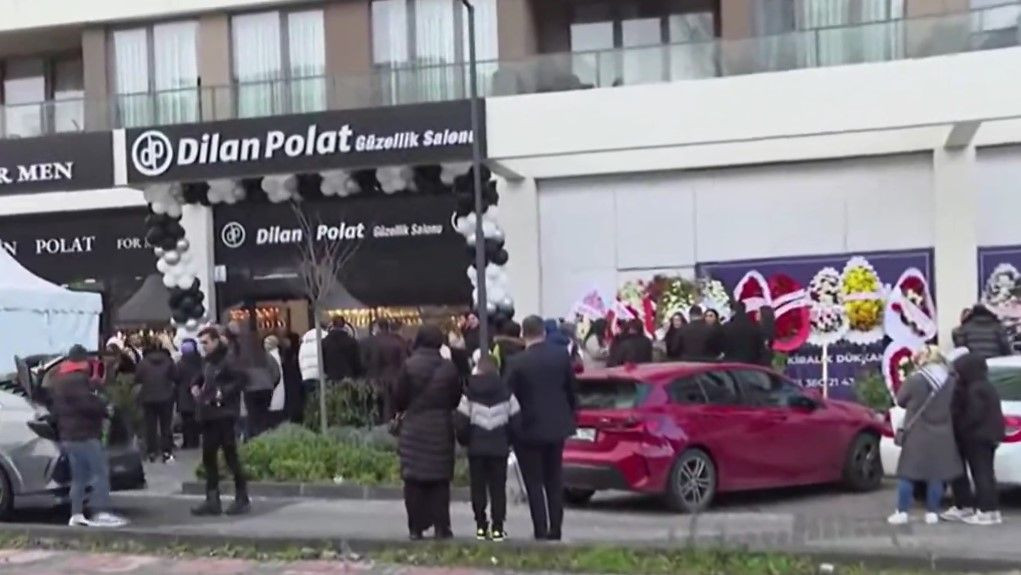 Şirketlerine kayyum atanmıştı! Cezaevindeki Dilan Polat yeni güzellik merkezi şubesi açtı: Açılışa Engin Polat'ın ailesi ve çiftin avukatı katıldı - Sayfa 5