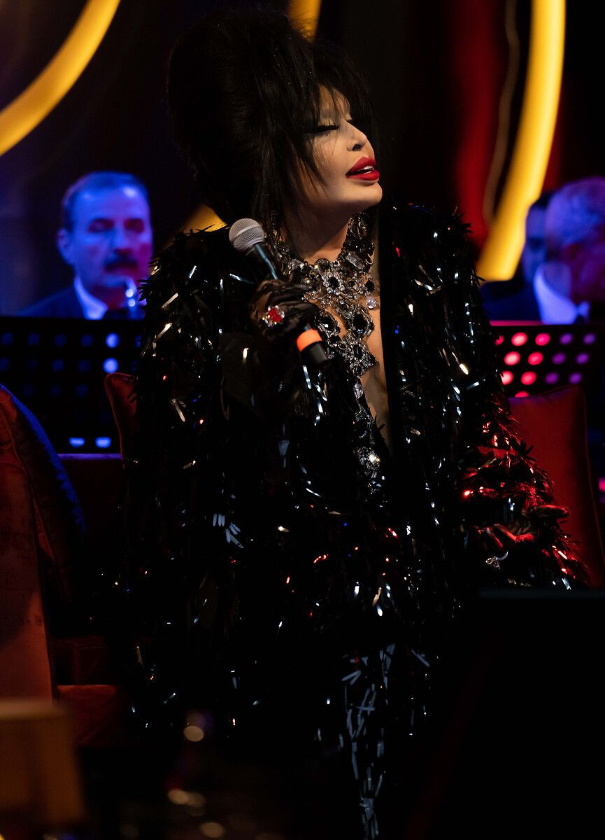 Bülent Ersoy'dan Zeki Müren hakkında ortalığı karıştıran sözler! ''Bana olan kıskançlığından...'' - Sayfa 12