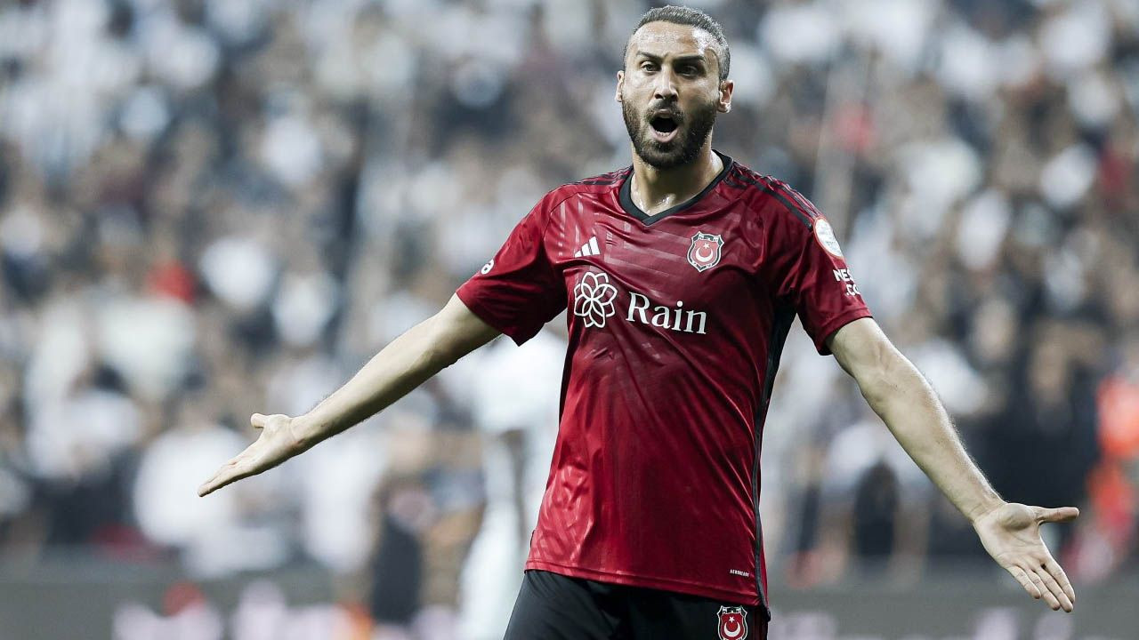 Beşiktaş'ta iki yıldızın daha bileti kesildi! Biri Fenerbahçe'ye, diğeri Amerika'ya: Hasan Arat kararını verdi, top Fernando Santos'ta - Sayfa 8