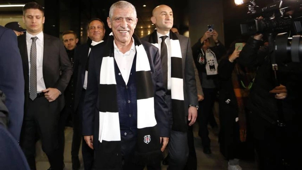 Beşiktaş'ta iki yıldızın daha bileti kesildi! Biri Fenerbahçe'ye, diğeri Amerika'ya: Hasan Arat kararını verdi, top Fernando Santos'ta - Sayfa 6