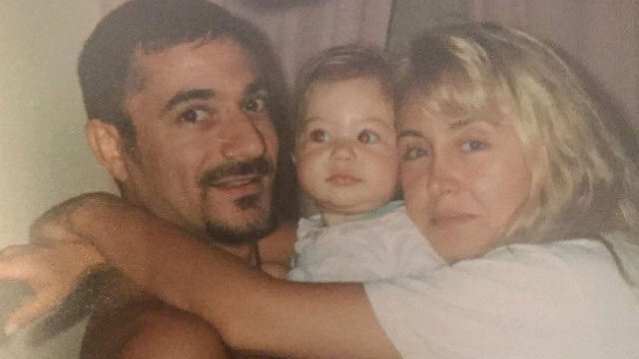 Yasmin Erbil'den gündem yaratan bir açıklama daha! Ali Sadi "kendimi balkondan atarım" dedi... - Sayfa 6