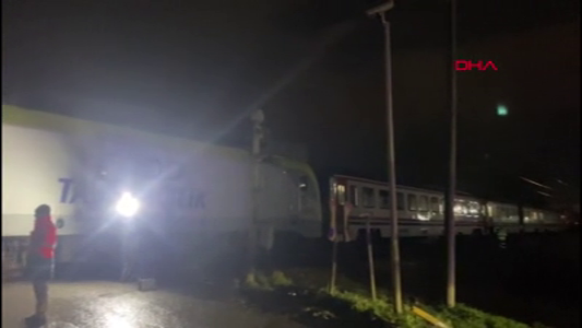 Tekirdağ'da yolcu treni beton mikseri ile çarpıştı! - Sayfa 7