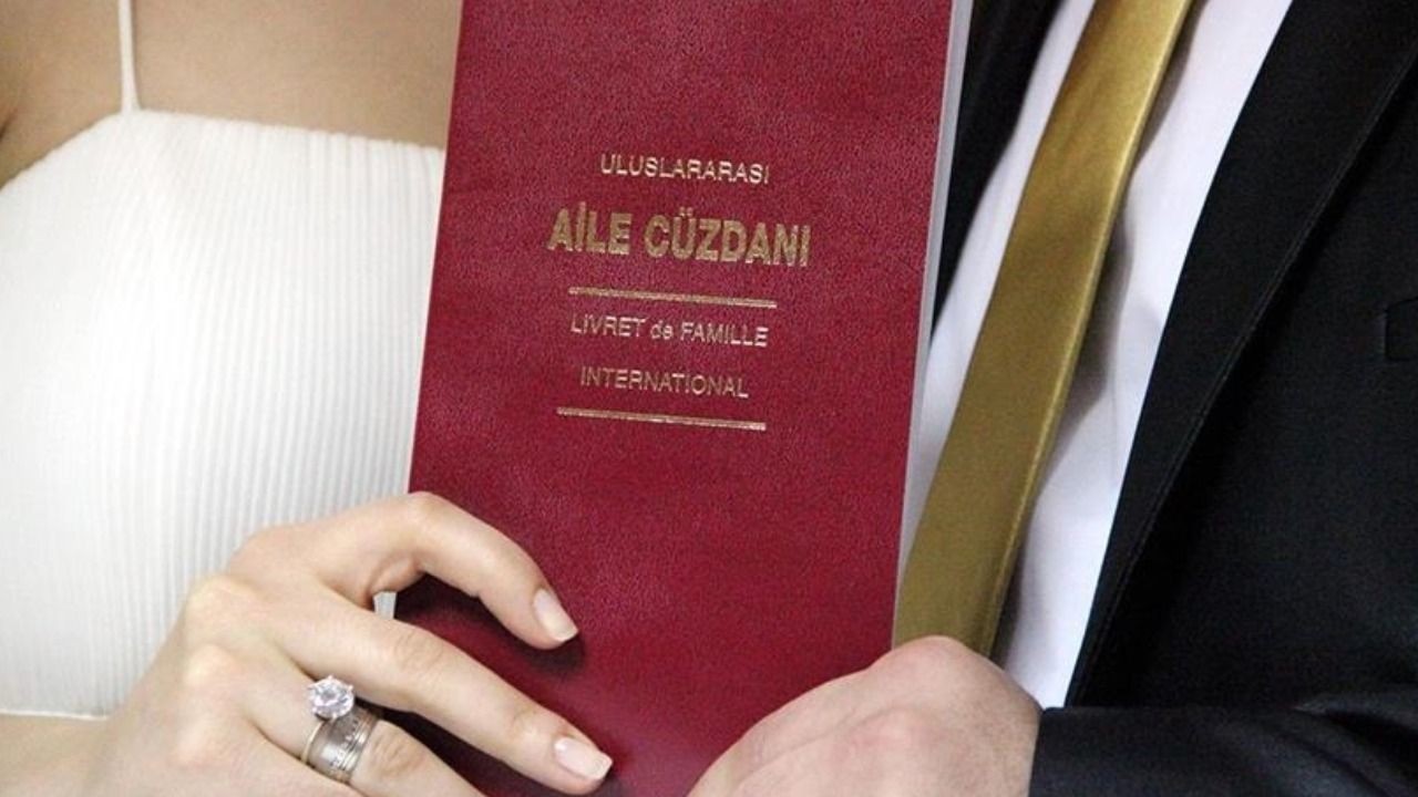 Kadınların evlendiği erkeğin soyadını alma zorunluluğu kalktı! Peki evlenen kadının kocasının soyadını almaması mümkün olacak mı? - Sayfa 2