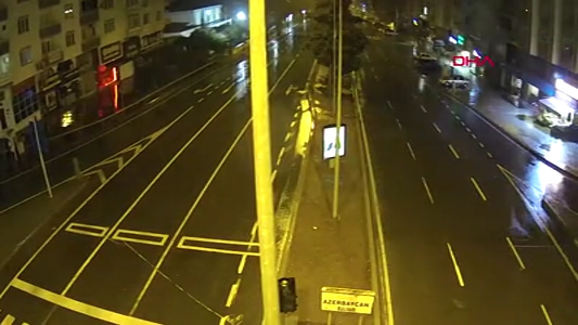 Kahramanmaraş'ta deprem anına ait yeni görüntüler ortaya çıktı! Saniyeler içinde böyle yıkıldı! İşte o anlar... - Sayfa 23