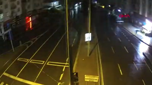 Kahramanmaraş'ta deprem anına ait yeni görüntüler ortaya çıktı! Saniyeler içinde böyle yıkıldı! İşte o anlar... - Sayfa 25