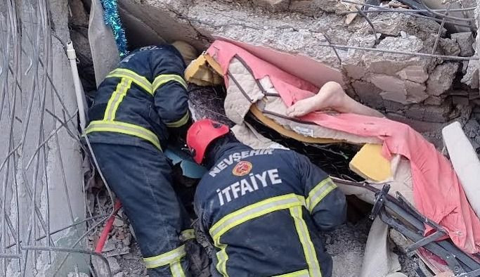 6 Şubat depremlerinde 600 vatandaşı enkazdan çıkardılar - Sayfa 6