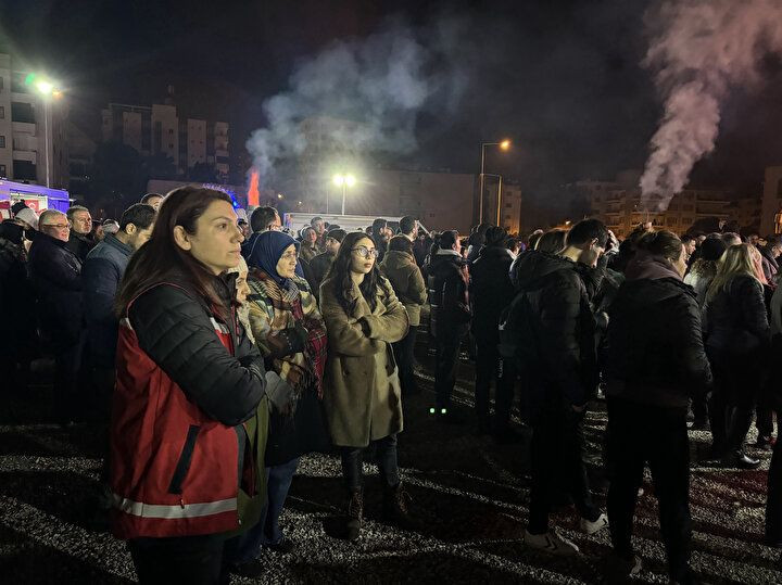 Büyük acının yıldönümü... Deprem bölgesindeki sessiz yürüyüşte gözyaşları sel oldu - Sayfa 17