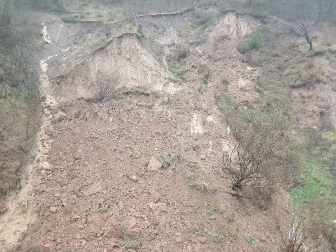 Artvin’de şiddetli yağış: Heyelan nedeniyle 2 bina tahliye edildi - Sayfa 5