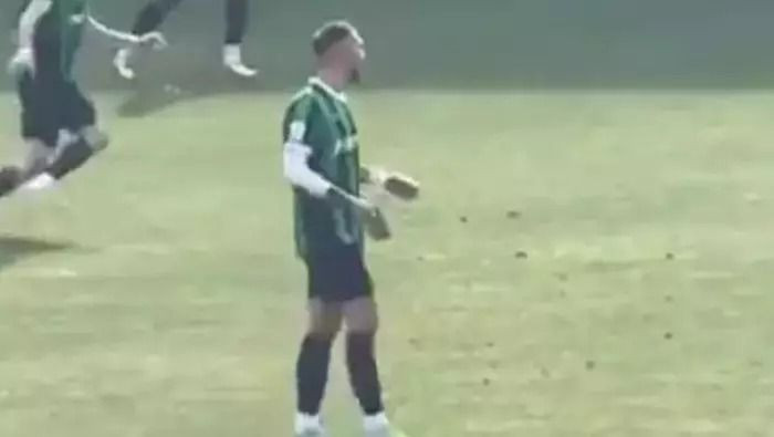 Maç içinde elinde cep telefonuyla görüntülenen Denizlisporlu futbolcu konuştu: "O sırada atak geldiği için..." - Sayfa 5