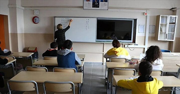 MEB'den dikkat çeken tatil kararı: Tatil süresi kısalacak, okul süresi artacak! - Sayfa 5