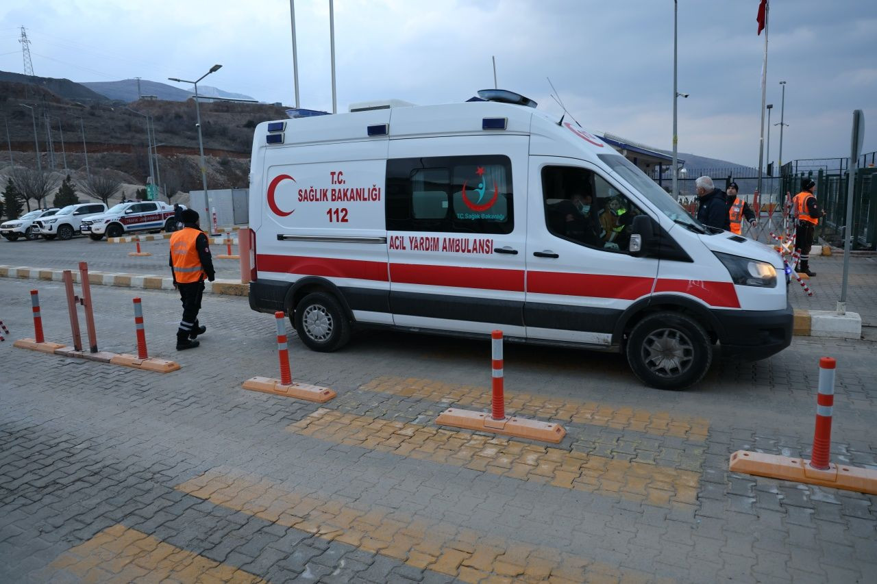 Erzincan'da facianın yaşandığı maden sahasında ailelerin acı bekleyişi... "Yardımcı olun, kurtarın" - Sayfa 9