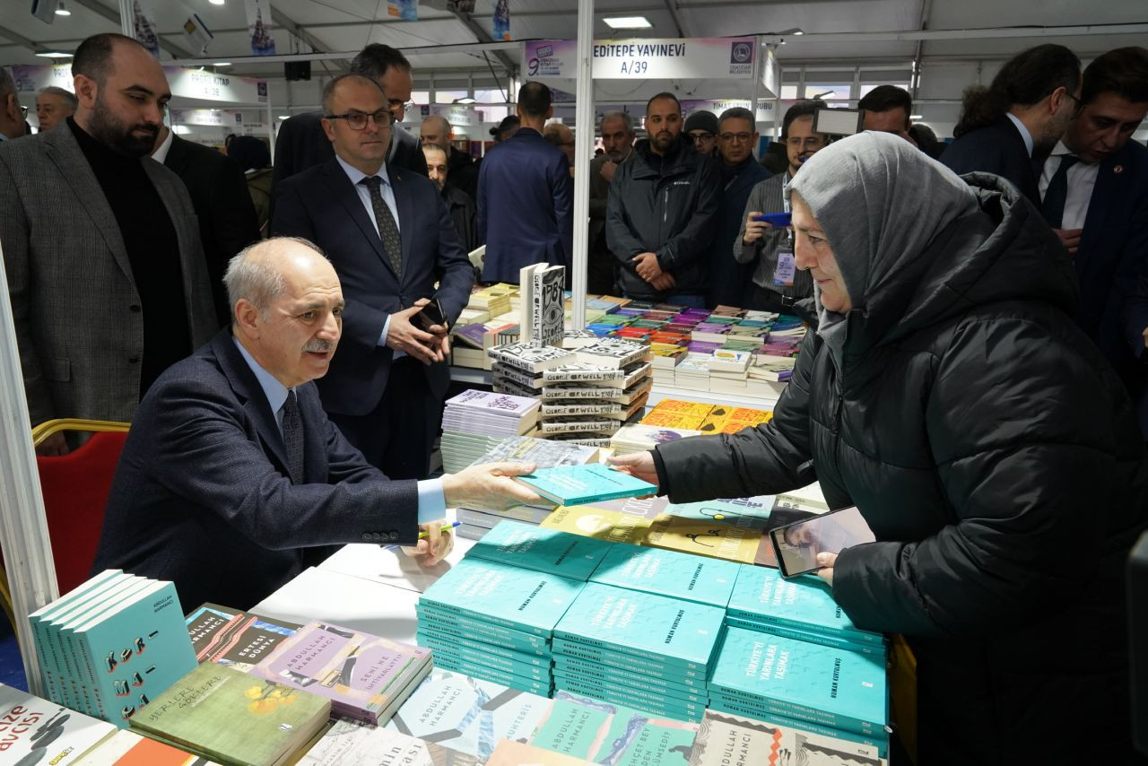 Bir İstanbul kültür klasiği! ''9. Üsküdar Kitap Fuarı'' başladı - Sayfa 14