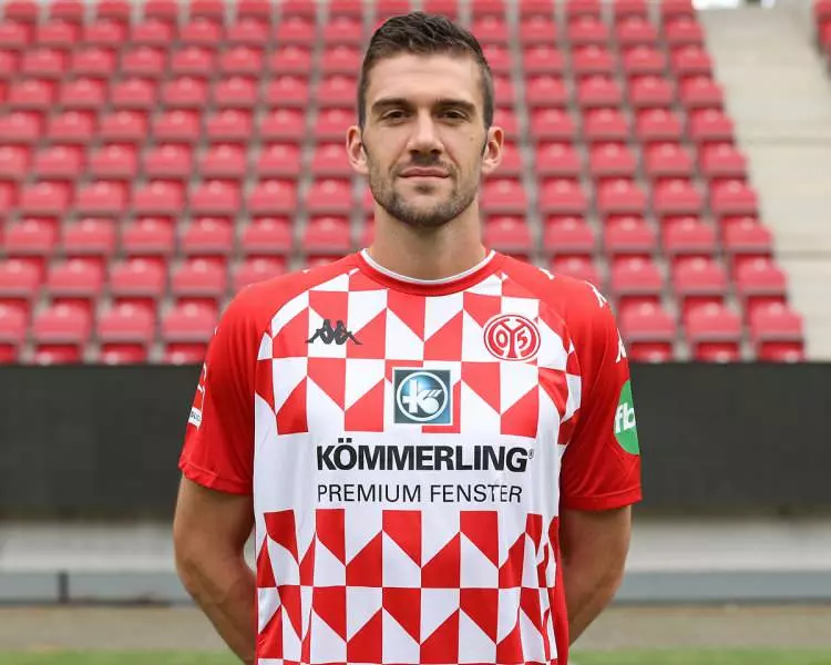 Onlar paranın asla satın alamadığı futbolcular! Hepsi birer istikrar abidesi: İşte takımlarının formasını en çok giyen futbolcular... - Sayfa 27