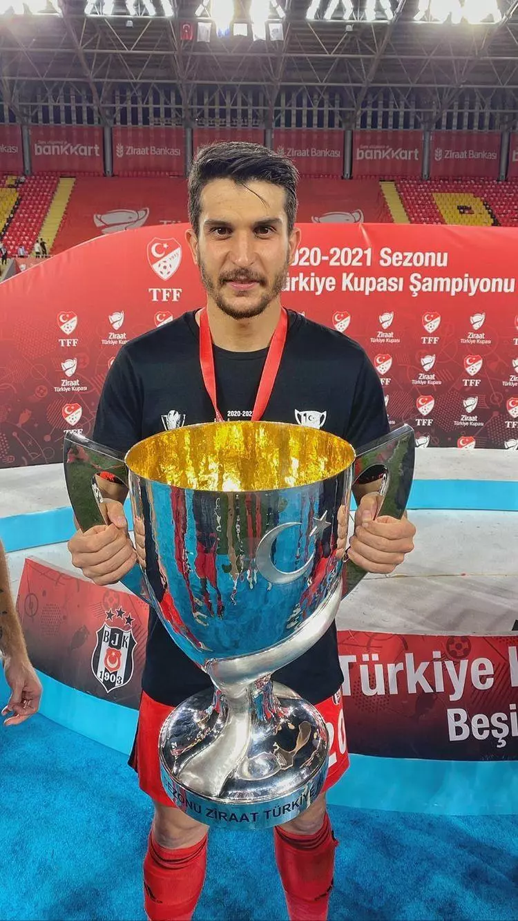 Onlar paranın asla satın alamadığı futbolcular! Hepsi birer istikrar abidesi: İşte takımlarının formasını en çok giyen futbolcular... - Sayfa 36