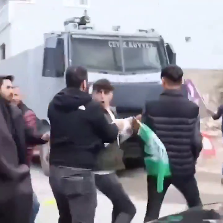 Yine terör propagandası! DEM Parti'nin Şırnak'taki programında 6 kişi gözaltına alındı! - Sayfa 9