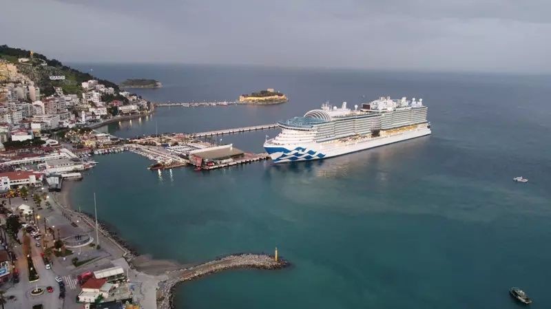 Dünyanın en büyüğü Türkiye'de! Sun Princess' Kuşadası'na yanaştı... - Sayfa 3