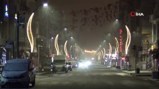 Kars’ta yoğun kar yağışı kartpostallık görüntü oluşturdu! - Sayfa 9