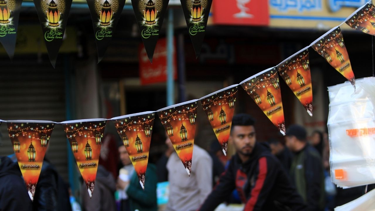 İsrail saldırıları altındaki Gazze'de Ramazan heyecanı kameralara böyle yansıdı! - Sayfa 13