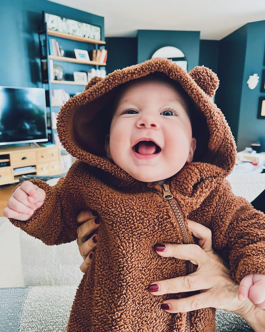 Aslı Enver kızı Elay'ın yüzünü ilk kez gösterdi! - Sayfa 5