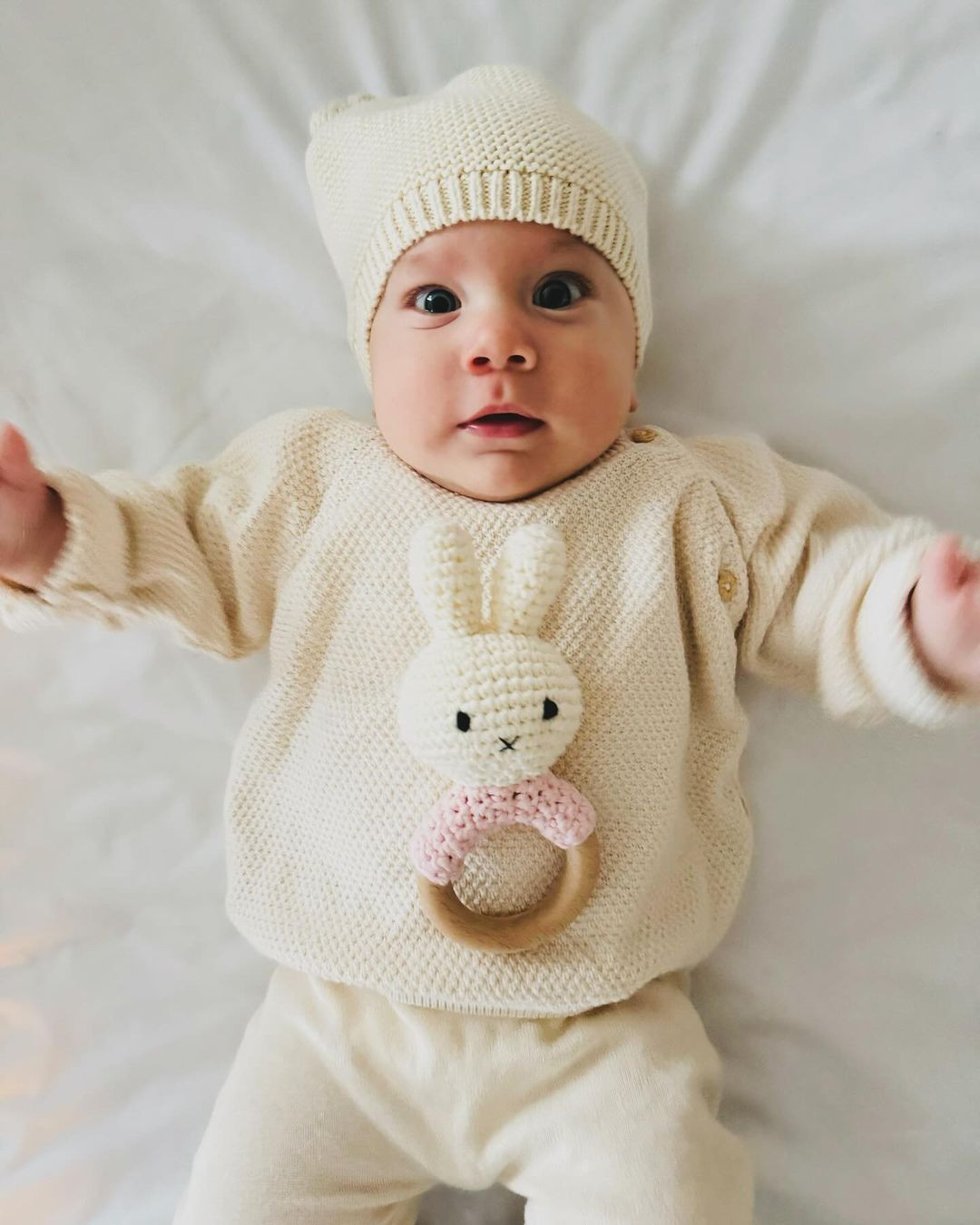 Aslı Enver kızı Elay'ın yüzünü ilk kez gösterdi! - Sayfa 7