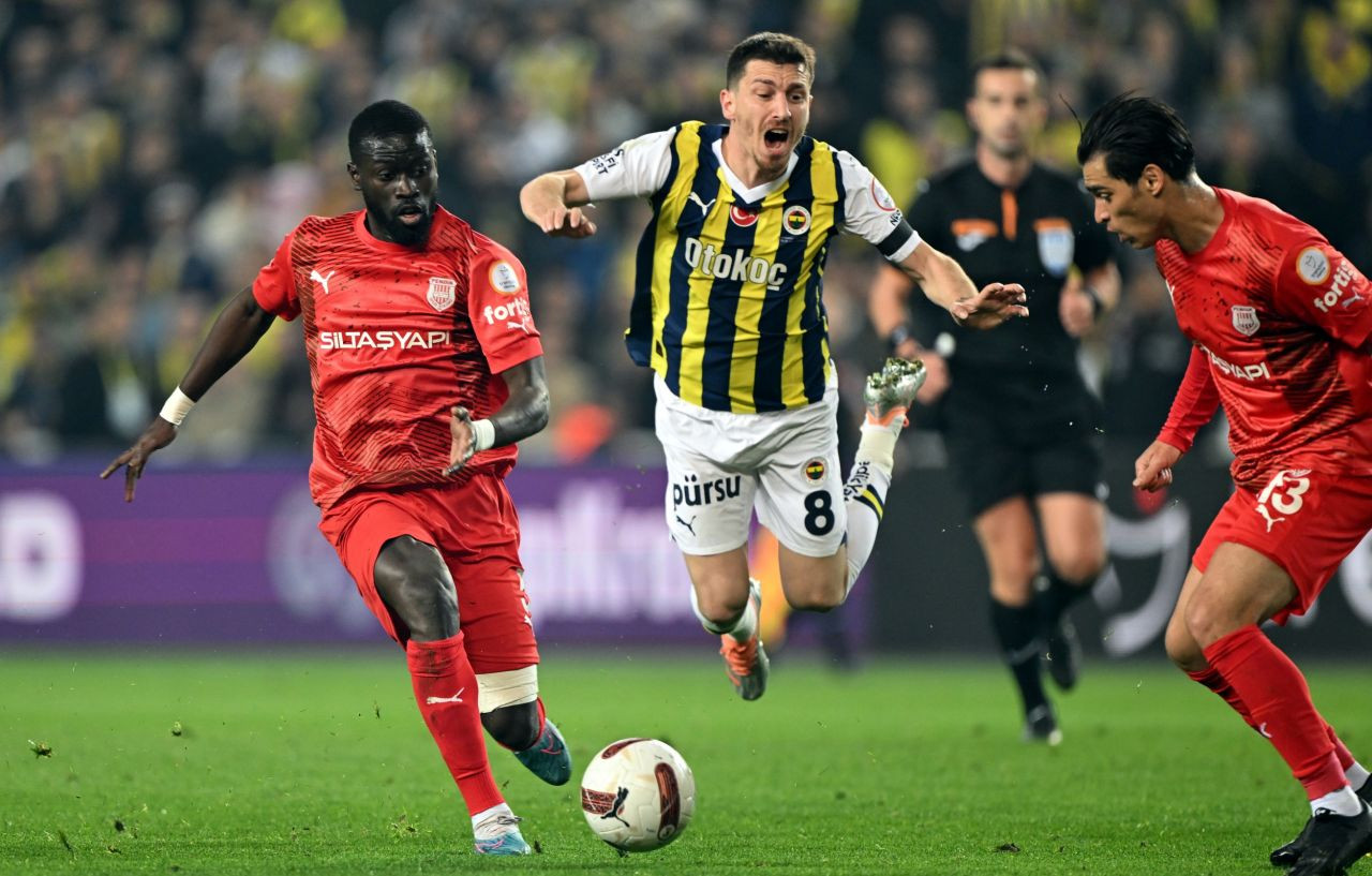 Efsane isimden Mert Hakan'a sert sözler: "Garibim Pendikspor'a ve Kadir Sağlam'a yaptıklarına Trabzon'da yeltenmesin. Başına iş alır" - Sayfa 7