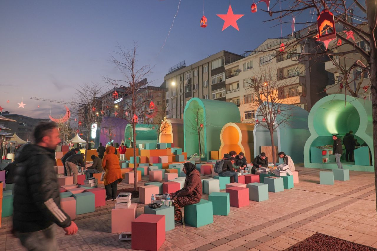 Bağcılar Belediyesi'nden Ramazan ayı boyunca sürecek etkinlikler için dev plato! - Sayfa 26