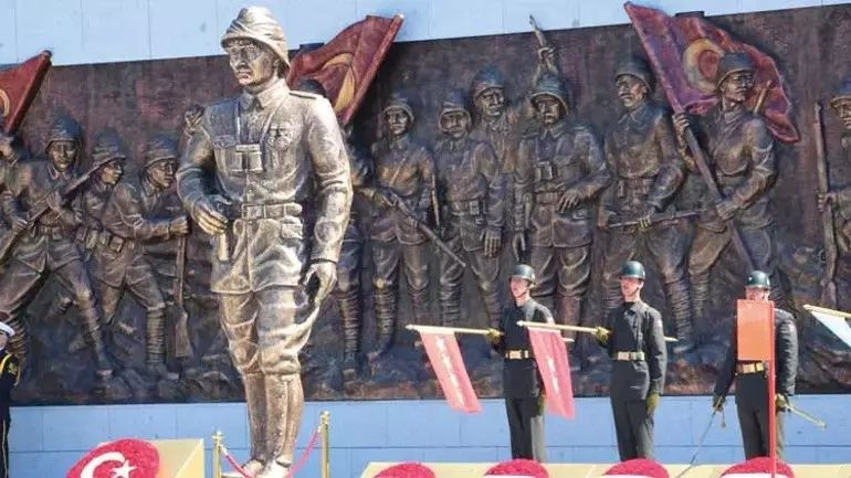 Çanakkale Deniz Zaferi’nin 109. yıl dönümü! Türk milletinin imkansız denileni başardığı kahramanlık destanı... - Sayfa 6