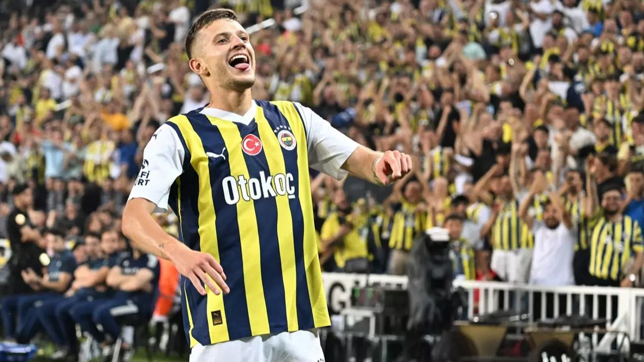 Ve Sebastian Szymanski bonservis rekoru kırarak Fenerbahçe'ye veda ediyor! Sezon sonu imza atacağı kulübü resmen açıkladılar: Herkesin gözü bu haberde - Sayfa 6
