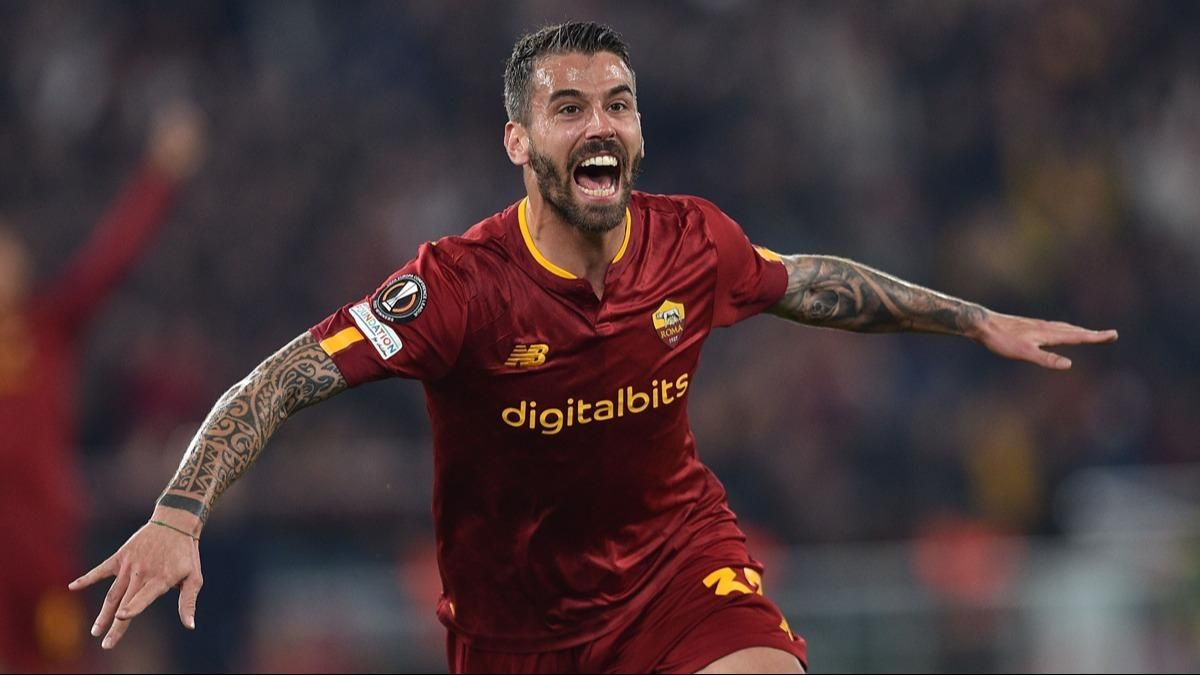 Fenerbahçe Ferdi Kadıoğlu’nun yerini şimdiden doldurdu! Yıldız oyuncunun yerine gelecek yeni sol beki duyurdular: Ali Koç ayrılığı çok önce açıklamıştı… - Sayfa 10