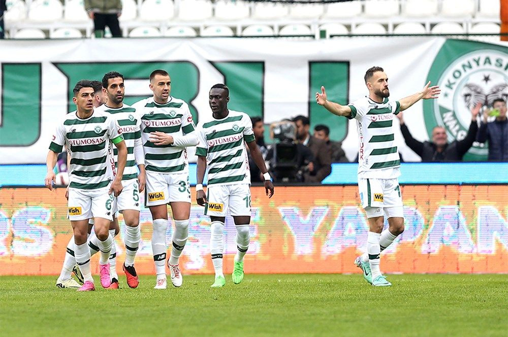 UEFA kulüpler sıralaması yenilendi! Süper Lig devi ezeli rakiplerini geride bıraktı: İşte o sıralama... - Sayfa 18