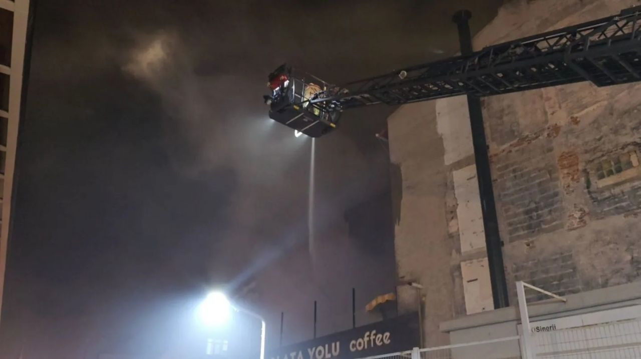 Üsküdar'da korkutan kafe yangını! Büyük çapta hasar meydana geldi... - Sayfa 6
