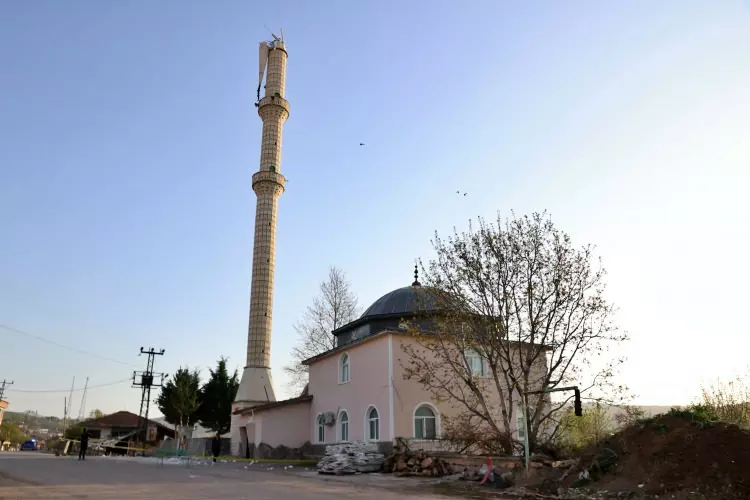 Tokat depreminde kırılan fay hattı herkesi dehşete düşürdü: Yer patlamış gibi hissettim! - Sayfa 16