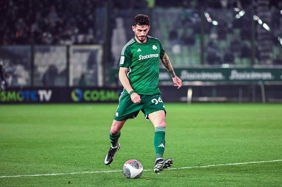 "Fatih Terim'in yeni baş ağrısı Samet Akaydin!" Yaptığı hatayla Panathinaikos'u yaktı, Yunan basınında manşetlere çıktı - Sayfa 8