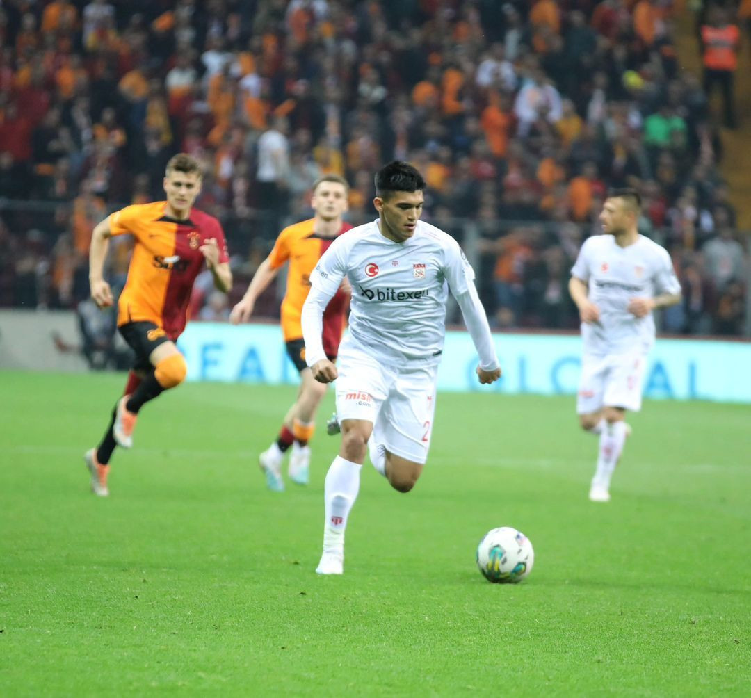 Dünya futbolunun en genç yetenekleri belli oldu! Arda Güler sonrası 3 Türk oyuncu daha listeye girdi... - Sayfa 9