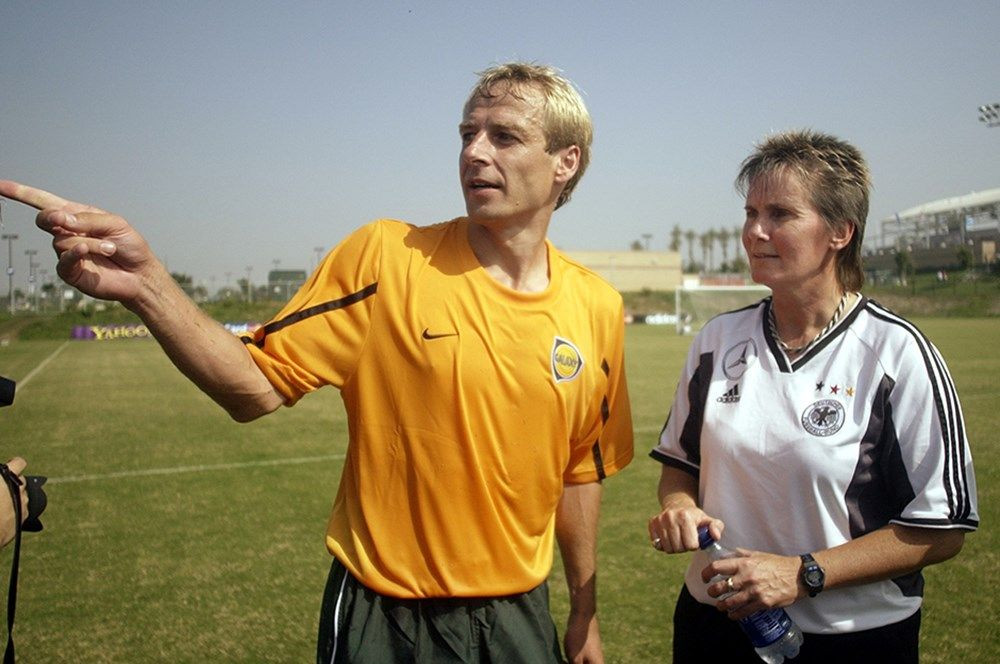 Dünyanın en iyi teknik direktörleri açıklandı! Fatih Terim listedeki tek Türk teknik adam oldu! Türkiye'den yolu geçmiş 8 yabancı hoca da bu listede... - Sayfa 16