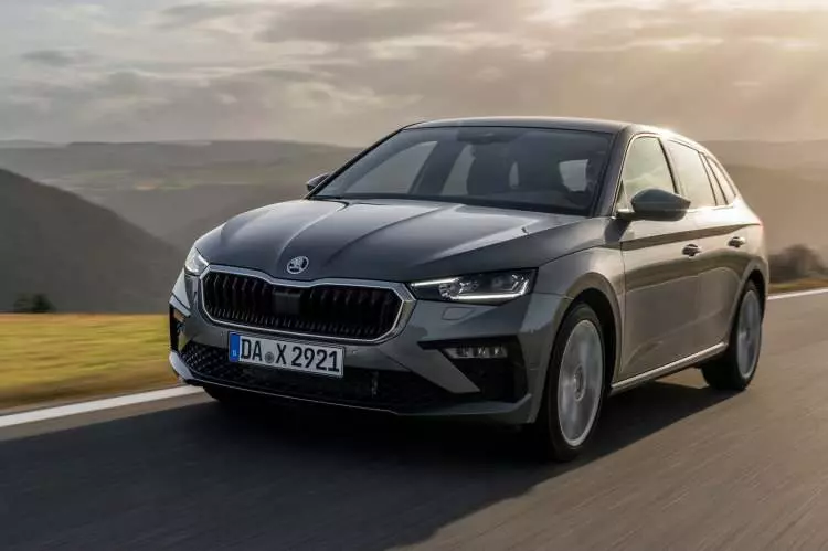 Otomobil markaları peş peşe kampanyaları patlattı! Sıfır faiz uzun vade! İşte kaçırılmayacak fırsatlarla kapsam içi araçlar... - Sayfa 38