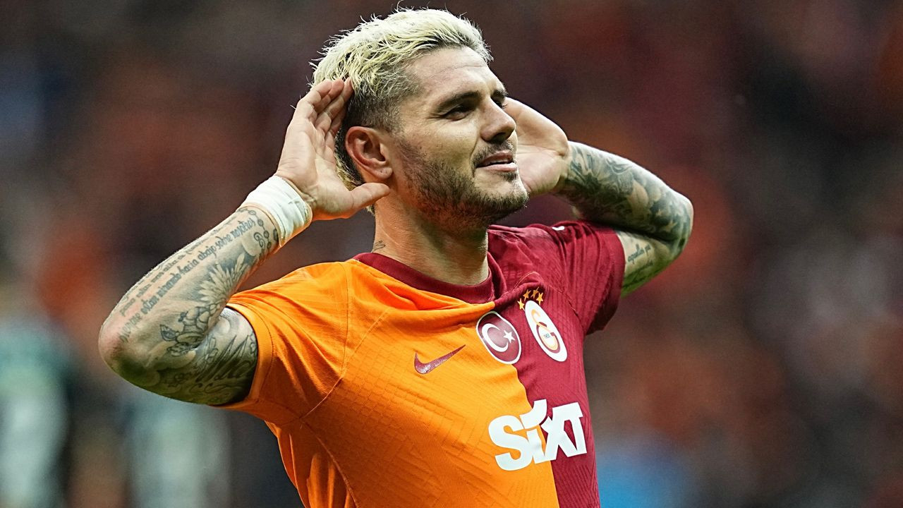 Galatasaray'ın Fenerbahçe derbisi ilk 11'i belli oldu! Ve Okan Buruk herkesin beklediği Abdülkerim Bardakcı kararını sonunda verdi: Cimbom'da büyük sürpriz - Sayfa 12