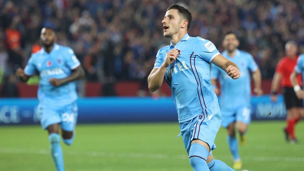 Trabzonspor'un Türkiye Kupası final maçı ilk 11'i belli oldu! İşte Abdullah Avcı'nın imha planı: Visca ve Onuachu ile vuracak - Sayfa 10