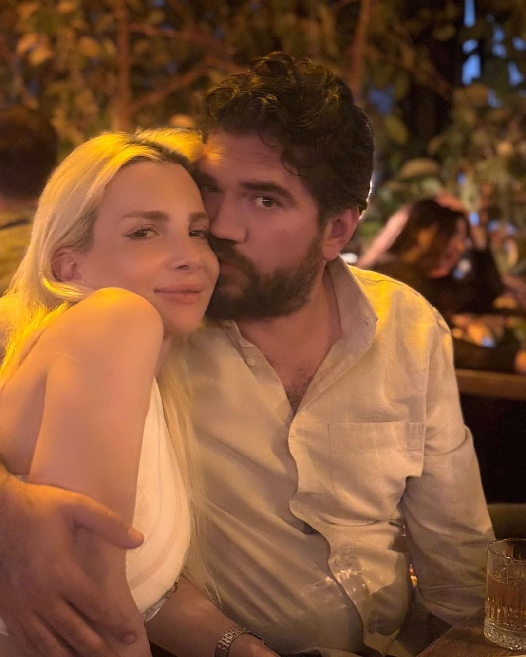 Nagehan Alçı'dan boşanan Rasim Ozan Kütahyalı yeni aşka yelken açtı! Sevgilisiyle sarmaş dolaş fotoğraf paylaştı - Sayfa 5