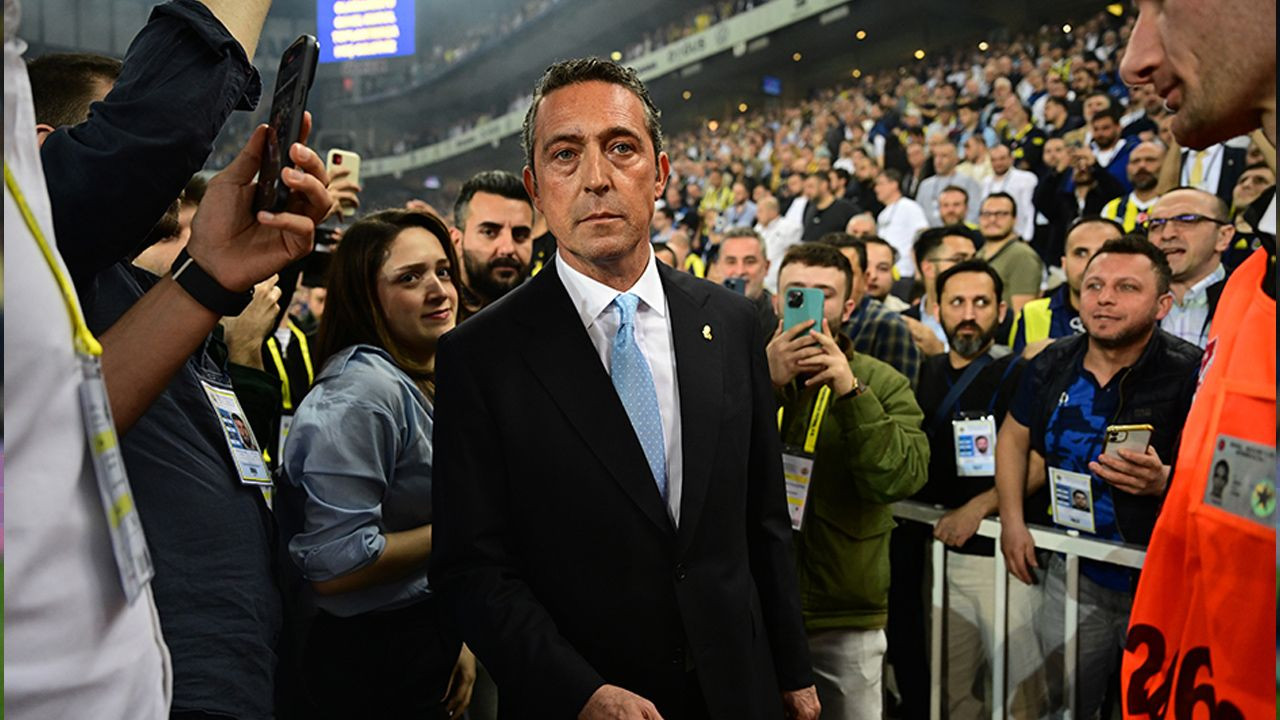 Ali Koç döneminin skandal forvet transferleri! Kimler kimler Fenerbahçe’de forma giymiş! 6’da 0 çekmenin arkasında yatan asıl gerçek: 30 milyon euro harcadı, 620 maçta 218 gol katkısı aldı… - Sayfa 3