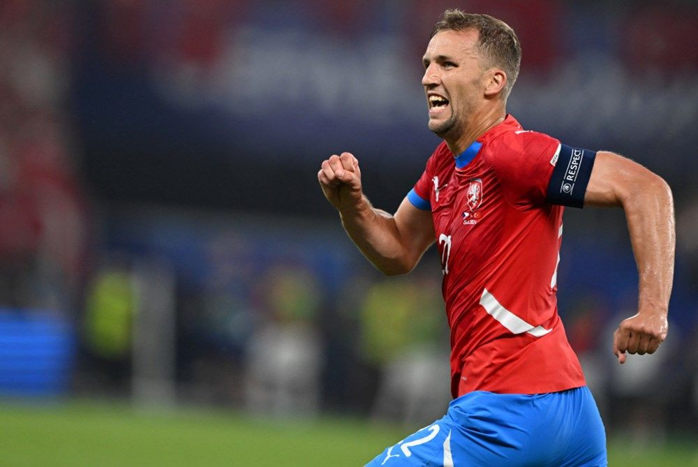 A Milli Futbol Takımı'ndan tarihi zafer, Türkiye'den tarihi kareler! - Sayfa 8