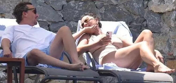 Nurgül Yeşilçay tatil sezonunu sevgilisi Necati Kocabay ile Marmaris'te açtı - Sayfa 6